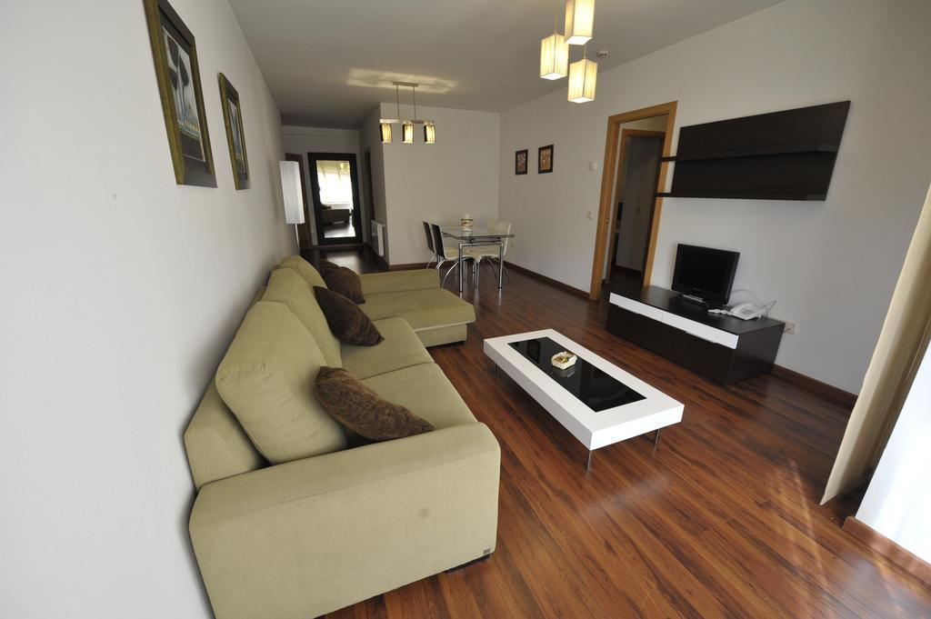 Apartamentos Turisticos Veladiez La Lastrilla Cameră foto